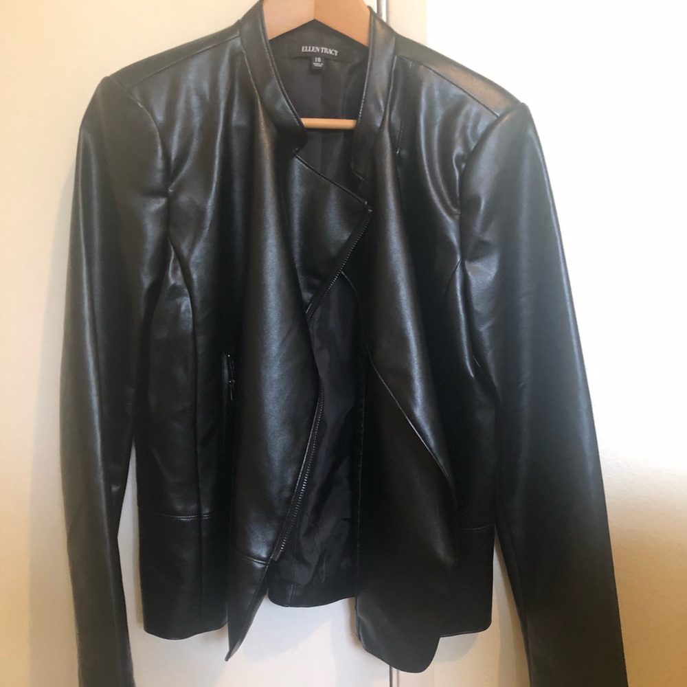 Women’s leather jacket